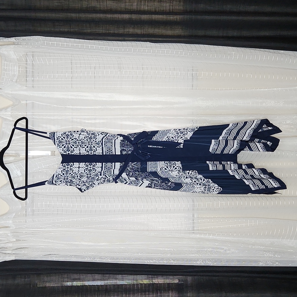 Lane Bryant Navy & White Sleeveless Handkerchief Dress Size 18/20
